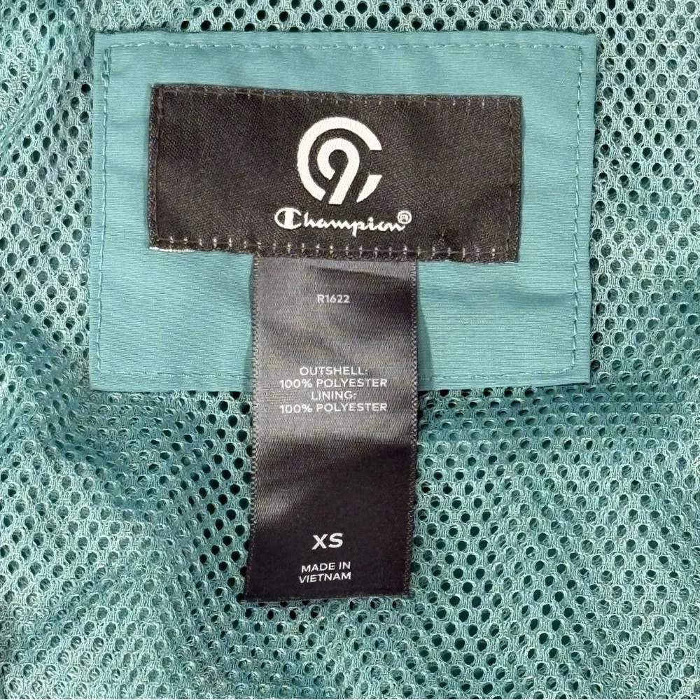 Champion Women's Hooded
Windbreaker Teal Jacket Full Zip
Size X-Small EUC - Picture 2 of 14
